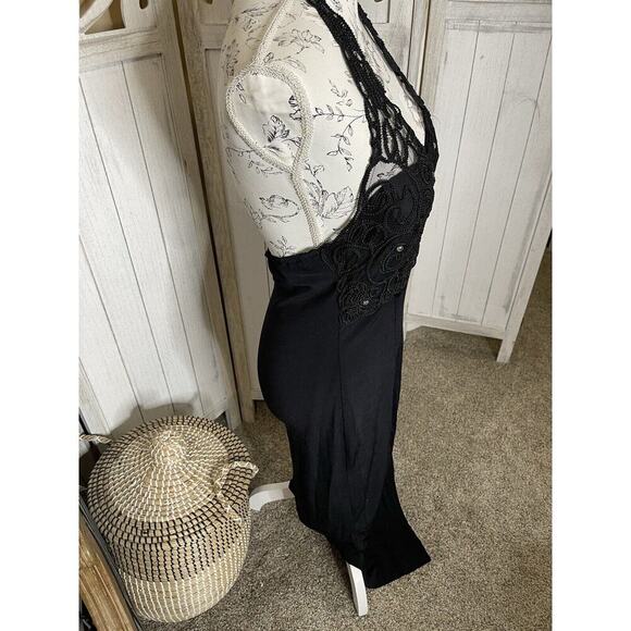 Vintage Durian Women’s Fitted Little Black Dress WhimsyGoth Halter Lace Medium - Picture 3 of 9